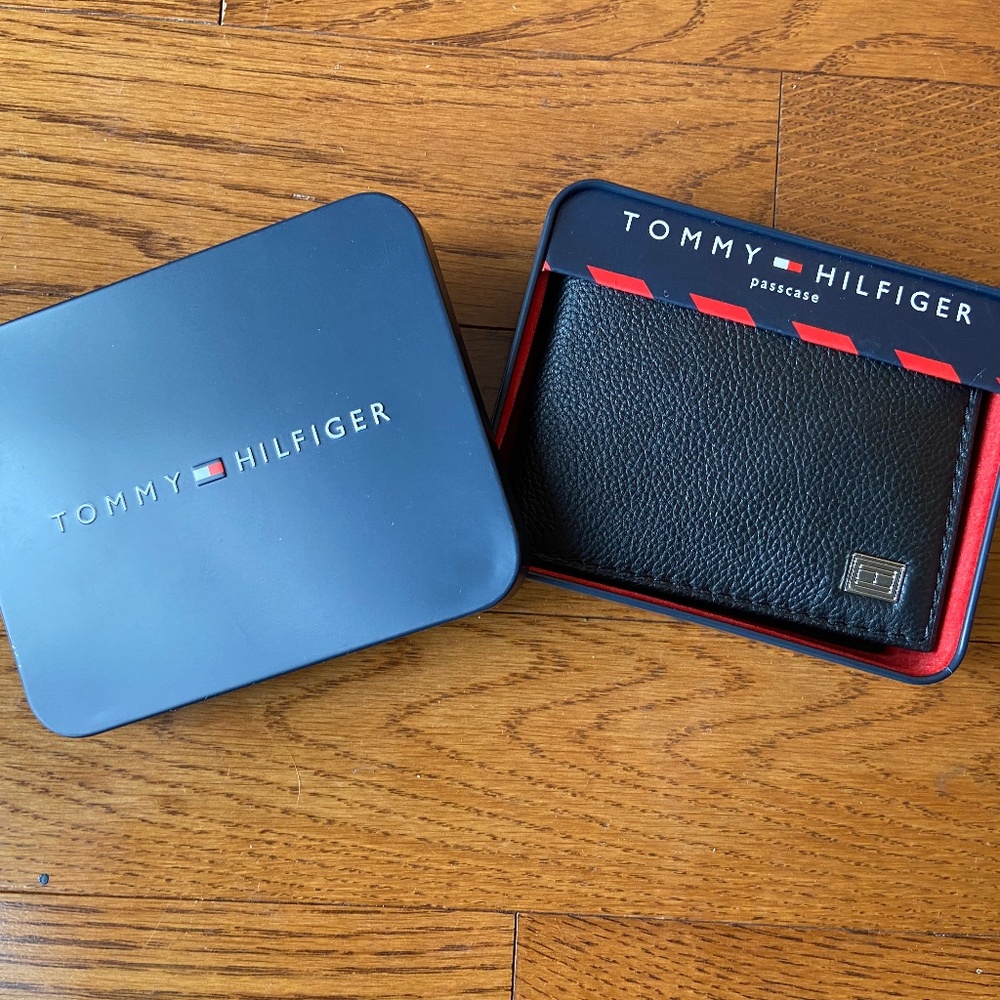 TH Men’s Wallet